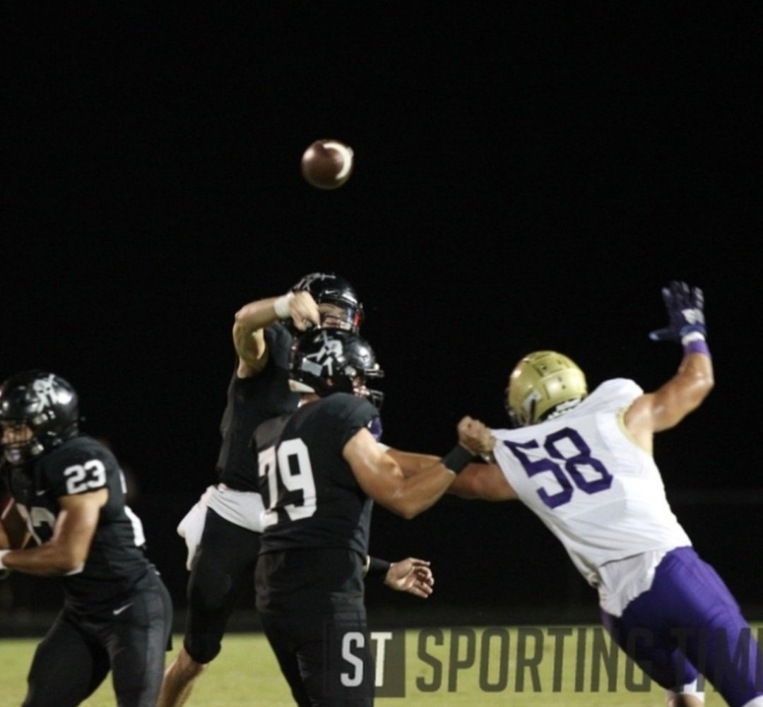 Johnnybegood270's tweet photo. GOOD LUCK TONIGHT SPARTANS ‼️ 
 DROP THE HAMMER 🔨🔨🔨🔨🔨
#BlackOpsColdWar #southwarrenfb  #itsapartyitsaparty @prestonparks00  @crveltkamp @JakeJackson2022 @EldarD17 @Zackgoodwin03 @Luke_LB55 @TylerSnell16 @ConyerC2 @Kj_Hardesty50  and the WHOLE WRECKING CREW 💪 https://t.co/kKJ8tvPkvU