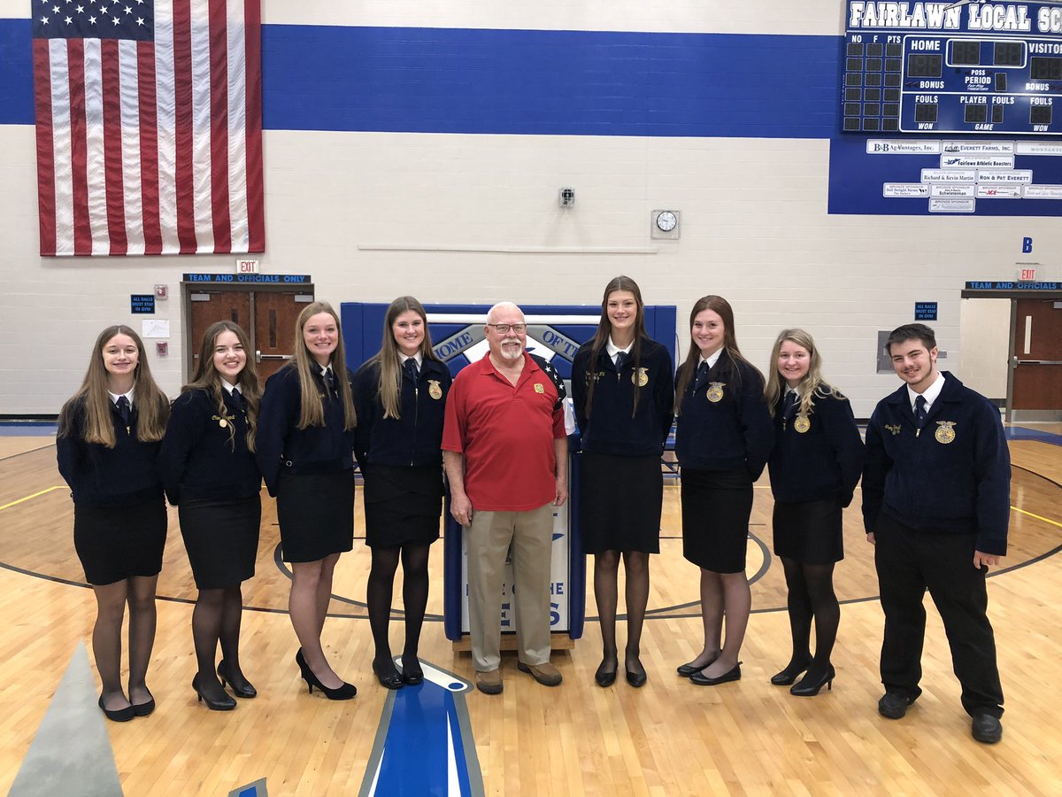 FairlawnFFA's tweet photo. Yesterday the Fairlawn FFA welcomed Duane Mullen. He is a Veteran of the Air Force and spent his time speaking of his experiences. The school was able to hear him speak in our first assembly of the year. Thank you Mr. Mullen and all other Veterans for your service 🇺🇸 https://t.co/qCK9kVcylE