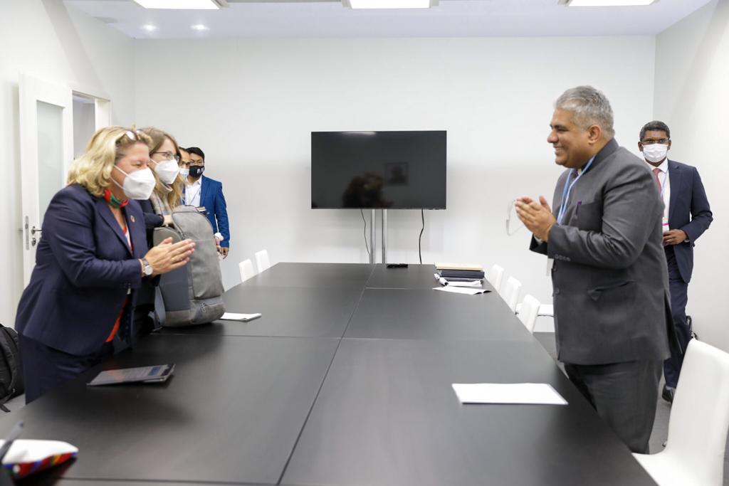 byadavbjp's tweet photo. Glad to have met my German counterpart Ms @SvenjaSchulze68 and the German delegation on the sidelines of COP26. As COP26 draws to a close, hopeful that there will be concrete outcomes and results on long-pending issues of Article 6, Climate Finance, Common Time Framework etc. https://t.co/Tb5oOdMn1A