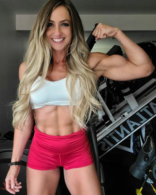 Hot Fit Babes on X: Daily Fitness Girls #fitnessmotivation