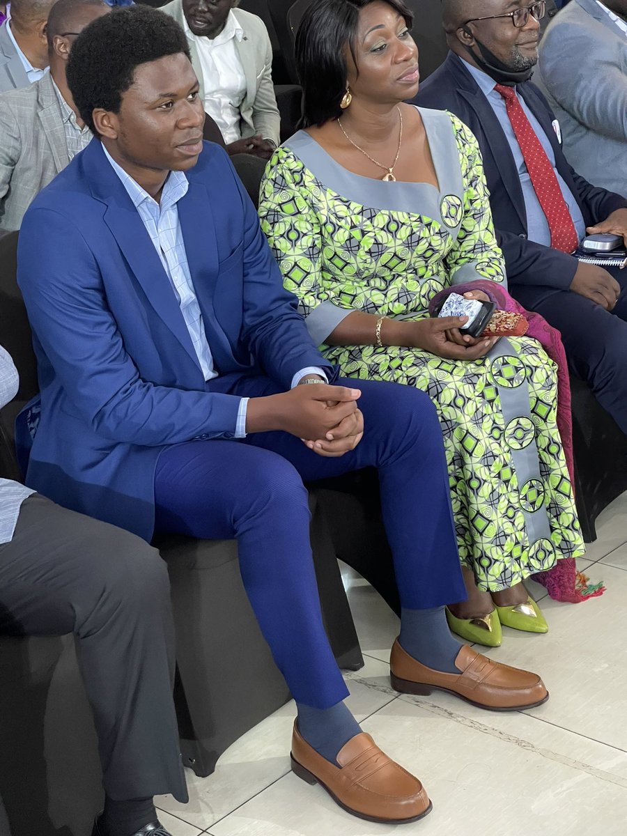jkalumba49's tweet photo. Un mot pour cette grande dame SEM @TabuYvette Marraine de la 1ère édition du grand salon Numérique de la ville de Kinshasa « #KinTech » https://t.co/gN4KGARZrL
