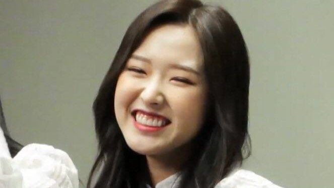 hyetonins's tweet photo. happiest birthday to the girl with the prettiest smile ♡ #혜주야_혜피버스데이 https://t.co/Jy5iXky92J