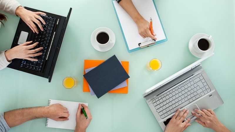 Employers organisation Ibec has said clear guidance will be needed next week to ensure that office working continues to be available to those workers and individuals who have business reasons to avail of it.
bit.ly/3n5fch3