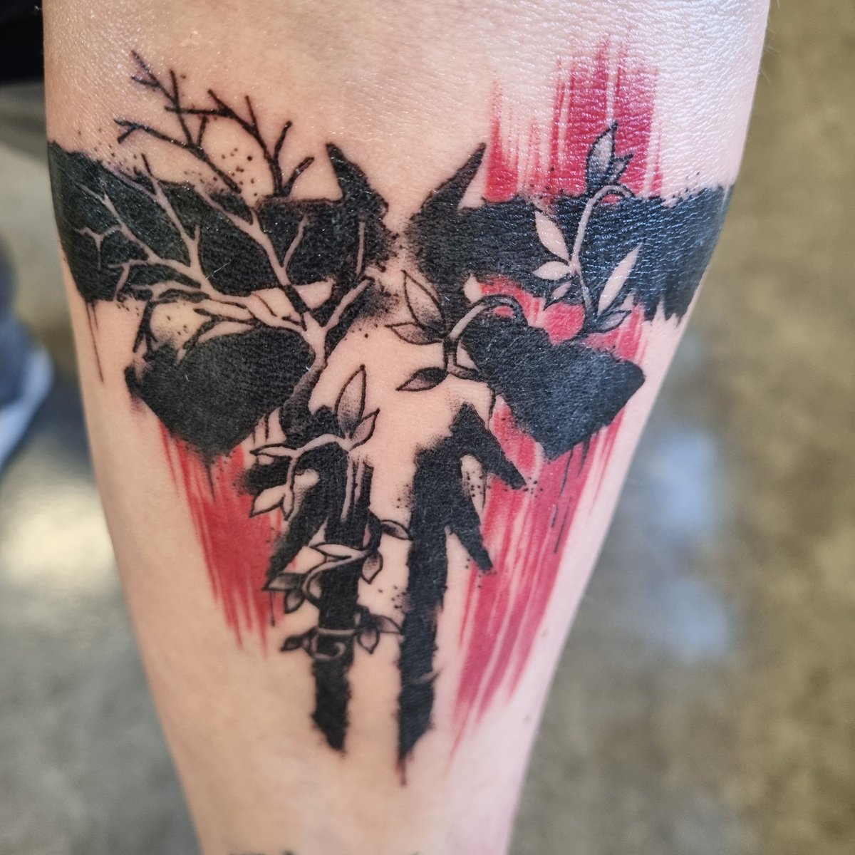opopa's tweet photo. Ny tattoo!
#TheLastofUs #TheLastofUsPart2 #naughtydog #fireflies #fireflie https://t.co/SjkBQ9jQYf