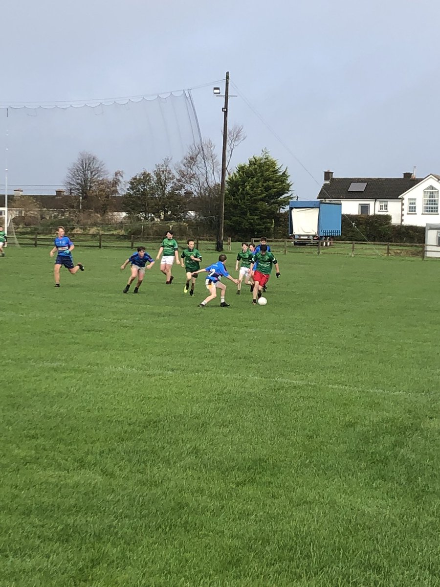 EVCgaa's tweet photo. You won’t see the better game of football this weekend! Well done to our u14 footballers on their 2 point win over @CollegeSelskar. Very competitive match with some great scores from both sides @OfficialWexGAA @antomasterson1 @EnniscorthyC https://t.co/5mnBuF2LS3