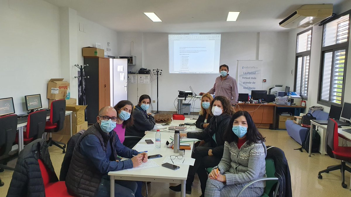 Esta mañana hemos estado reunidos en #Valencina varias técnicas y técnicos de #Biblioteca y #Juventud pertenecientes a los Espacios Creativos del #Aljarafe <a href="/ecaljarafe/">ecaljarafe</a> para seguir perfilando la puesta en marcha del proyecto en este curso.

🚀🚀

#Almensilla #Creatividad #ECA21