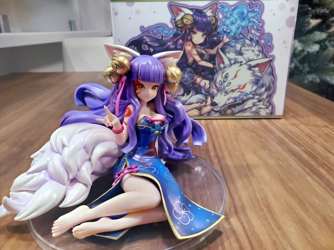 引越しの片付けを機に以前頂いた妲己の一番くじフィギュアを飾ることにしました～本当このフィギュア完成度高い🥰
#モンスト 