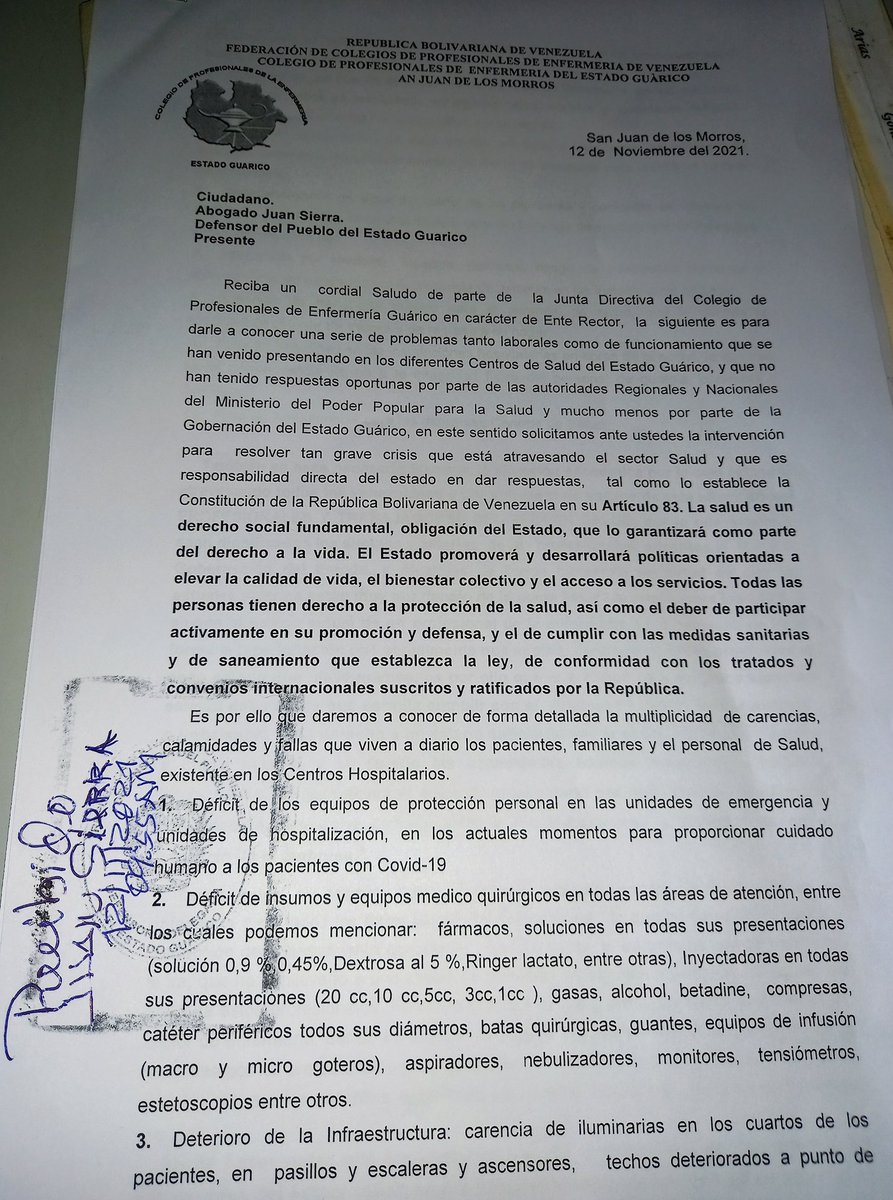 infopublicave's tweet photo. 📸 El Frente Amplio Guárico (@FAVLGuarico) realizó un pancartazo y consignó un documento ante la Defensoría de la entidad para denunciar la crisis salud.  https://t.co/LBQuLfB2W2