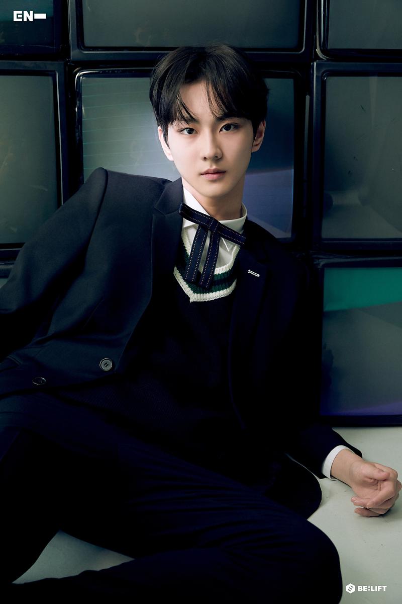 ENGENE! Hoy se cumple exactamente un año de que Jungwon fuera presentado como el líder oficial de ENHYPEN 🥰🥳

Muchas felicidades, gracias por tu arduo trabajo ❤️

YEAR ONE WITH CAPTAIN JUNGWON
#WonYearJourney #아기리더_정원_일주년이에요이 <a href="/ENHYPEN_members/">ENHYPEN</a> <a href="/ENHYPEN/">ENHYPEN OFFICIAL</a> #ENHYPEN