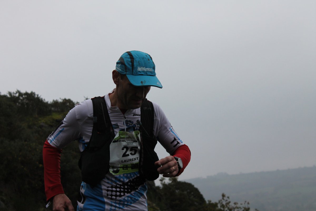 ClecyTrail's tweet photo. Jour 2 ! 
Nos athlètes bravent la pluie normande ! 🌧️
Tandis que certains en finissent avec cet ultra-trail...d'autres entament une nouvelle boucle. 💪 https://t.co/ieBbeGLpAH