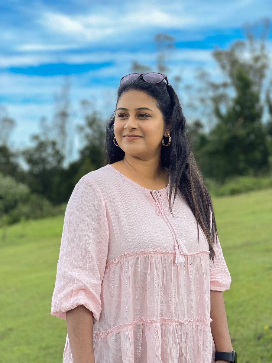 iamreshmajose's tweet photo. #reshmajos #StrongerInsideOut https://t.co/TVn8KbGhZZ