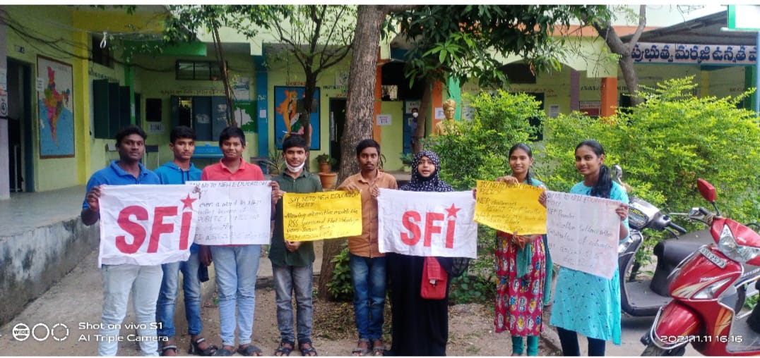 SFI_CEC's tweet photo. From Telengana against NEP, NEET and demanding immediate reopening of campuses. 
#FestivalofResistance https://t.co/1i0oxH9R9Q