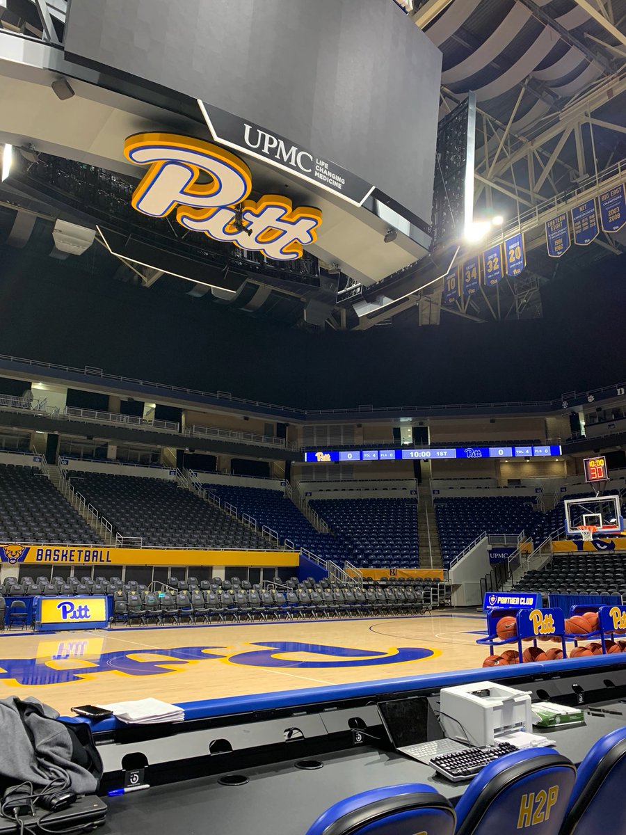 H_Simmons96's tweet photo. The last time 🏀 played was the day I was discharged from the hospital after undergoing life saving emergency surgery. 

9 months later I’m back on the road with them and getting ready to open the season at Pitt tonight. 

All the feels sitting courtside right now. https://t.co/u91UgjSdCE