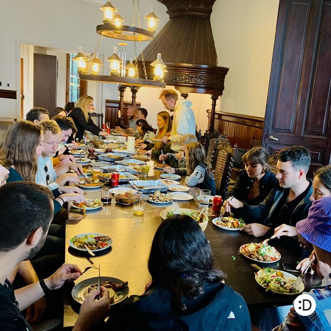 ManuAlzuru's tweet image. The @DoinGudHQ family is looking for communications and growth leads with crypto experience. Join a team full of AMOR and passion for what we do❤️

Help us by retweeting or tagging beautiful people that might be interested in the intersection between culture and tech🧝🏽‍♀️🔮🧙🏻‍♂️