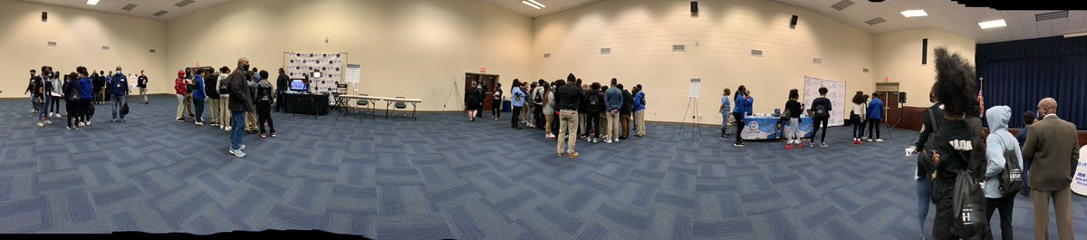 CCPSCTAE's tweet photo. Happening now @AtlTechCollege CCPS Students embracing the H.O.P.E (Hands On Career Expo) experience! #CCPSCTAE #Careers  @CCPSNews Thank you Clayton County Chamber https://t.co/MzuPu4VtbP