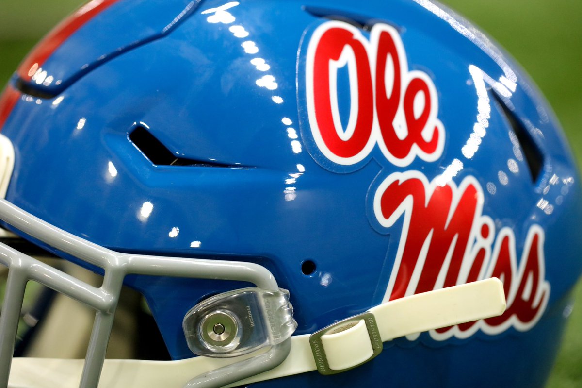 OleMissFB's tweet photo. Powder blue 𝙙𝙧𝙞𝙥. 

Powered by @StDomHospital https://t.co/mxEs2Odkt6