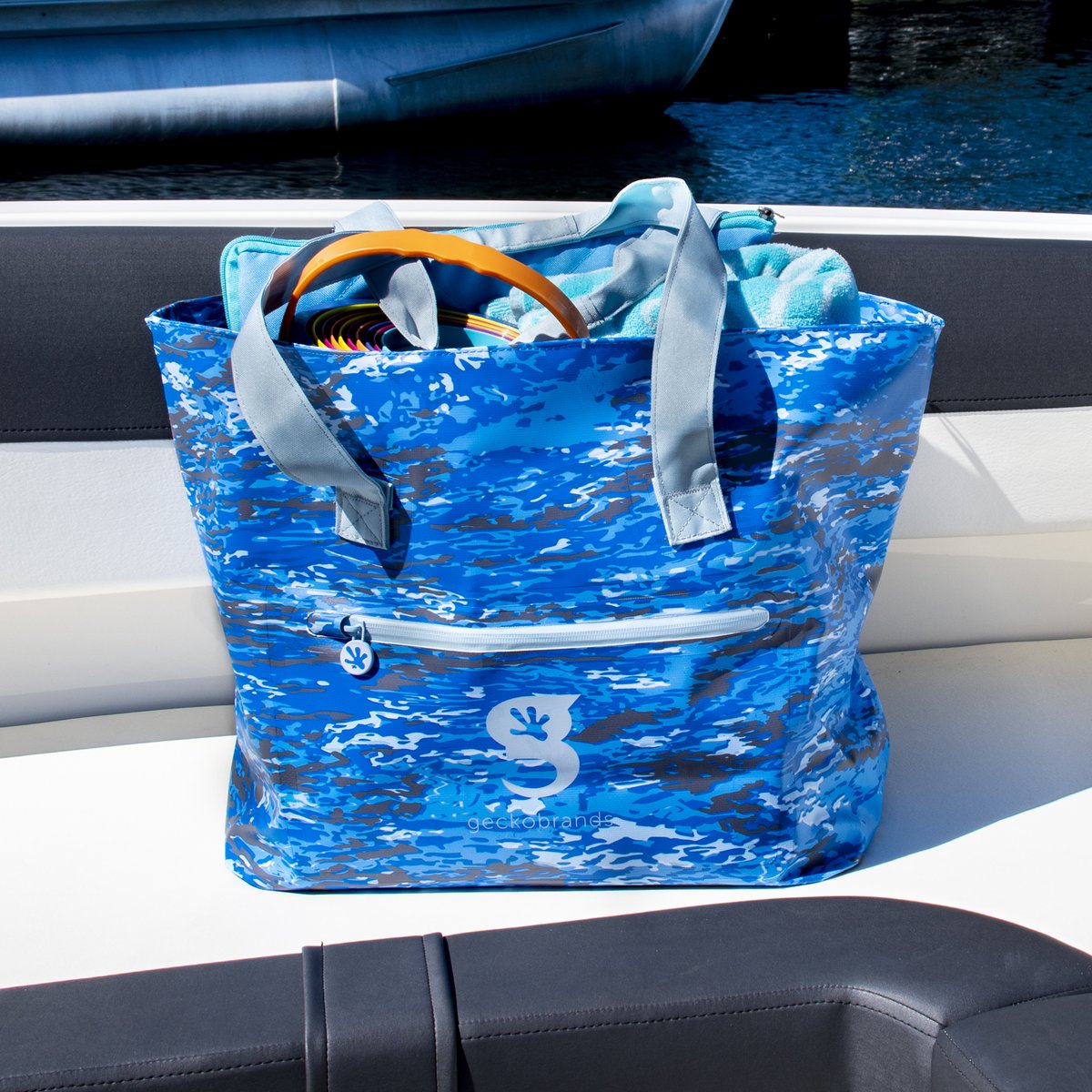 Escape all of life's responsibilities on your next adventure with our waterproof beach tote! Get yours today to conquer total relaxation.
geckobrands.com/beach-totes-1

#adventure #outdoors #travel #explore #geckobrandscommunity #waterproof #beachtote #vacation #escape #getaway
