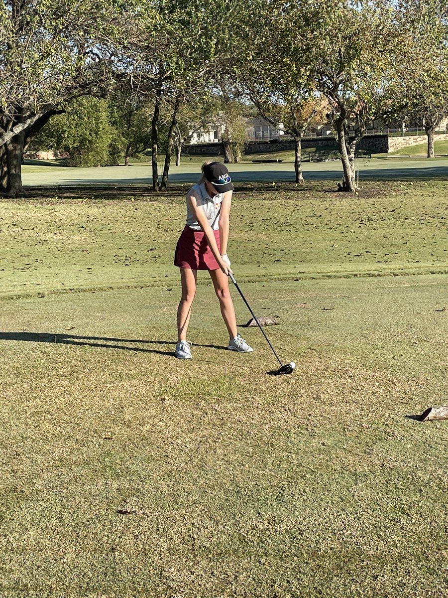 MagWestGolf's tweet photo. Grace. Natalie. Braedann on the first hole of the Montgomery classic. https://t.co/JtyGPRUo6O