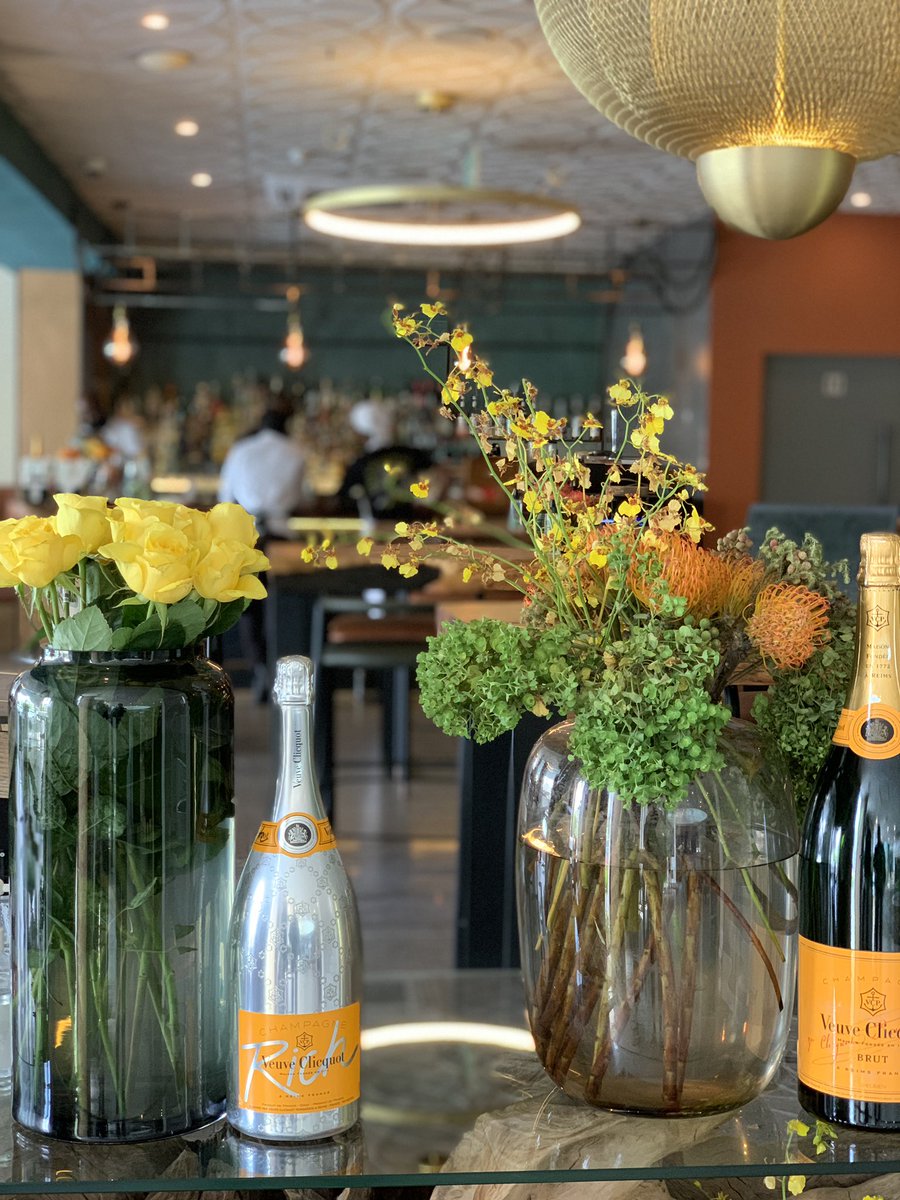 sibongiseni_ndl's tweet photo. Brunch dates with the hus 🥰
    📍: Pablo Sandton https://t.co/17Bz4WDoHt