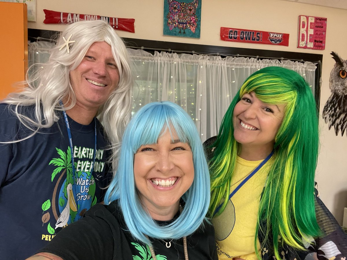 weese_kim's tweet photo. Wigging out in the @PIEpelicans Library on a FriYAY with @JThimmer & @Emersizzle!! #LibraryLove #WigsInTheLibrary @FeliceBagley @JeramyKeen @d_watson26 β€οΈπ https://t.co/3MHEzZaCHi