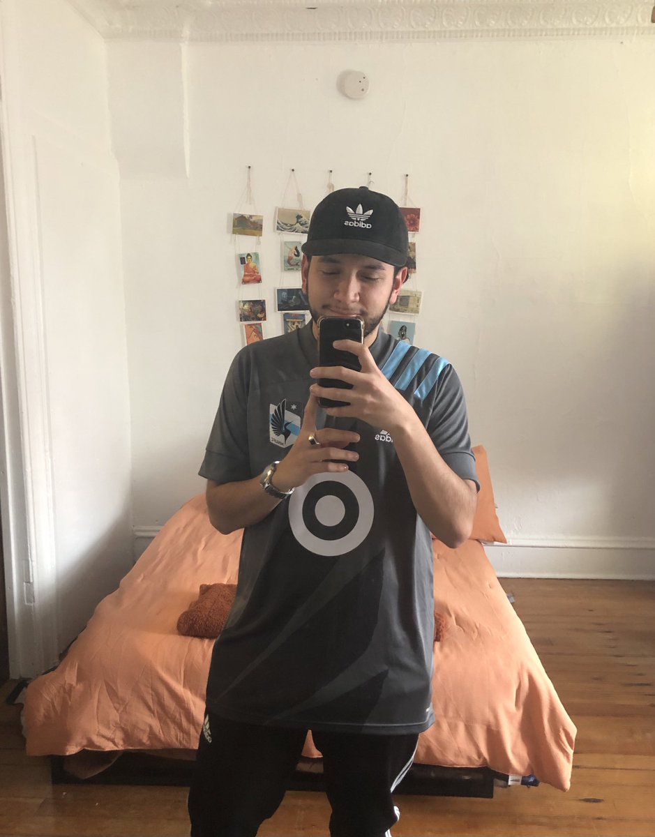 LiquidCalcio's tweet photo. *working from home, supporting all the way from Chicago 

@MNUFC 
cc:@LakeStUltras https://t.co/xXaFgkr5OC