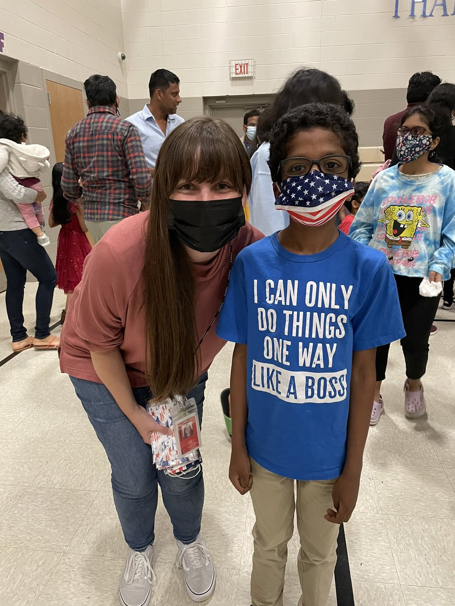 #VeteransDay2021 #GreenHouse #rjlyear8 #BeTheSunshine Thank you for being wonderful teacher !!!