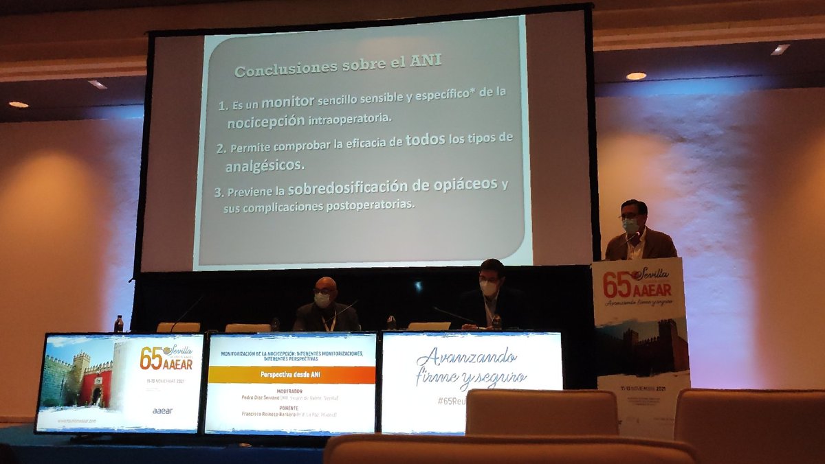 Judith_NavSer's tweet photo. Fantástica charla sobre monitorización de la nocicepción con #ANI a cargo del dr Reinoso. Gran debate posterior sobre la importancia de los dispositivos de monitoreo intraoperatorio vs hemodinamia #takecontrol #betteroutcomes #analgesia @aaearanestesia https://t.co/NJUwinn6E3