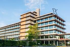 Ondanks grote meningsverschillen, draait politiek juist ook om #samenwerking. Een mooi voorbeeld: de behandeling van de begroting 2022 in Provinciale Staten. Vrijwel #unaniem werd een actieplan aangenomen, waarbij ruim 5 miljoen euro wordt geïnvesteerd in 10 verschillende doelen.