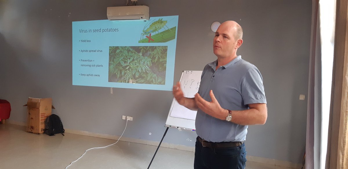 Farmers' Potato Academy (FPA) in Rwanda tweet media