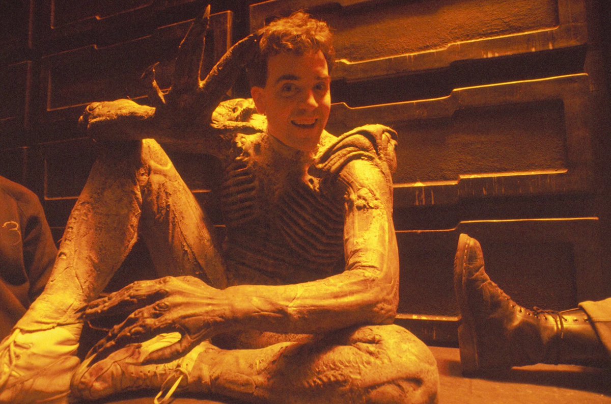 avpgalaxy's tweet photo. Inhabiting the Alien, ADI's Tom Woodruff Jr. Talks Performing Inside the Alien Suit – AvP Galaxy P ... | https://t.co/V7o09WiSt0 | #TomWoodruffJr #TomWoodruff #Alien #Alien3 #AlienResurrection #AlienvsPredator #AliensvsPredatorRequiem #Xenomorph #XenomorphXX121 #MonsterMaking https://t.co/yzlwMMGKo3