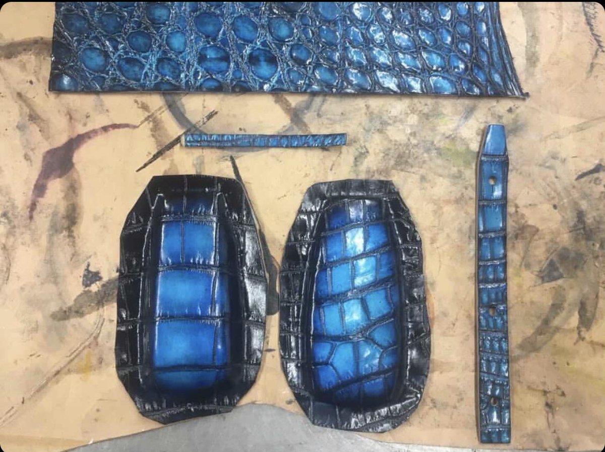 SHINGO@様、専用ページでございます。 SHINGO KUZUNOのアトリエに…！ もうすぐ僕のAMG GTと同色ブルーのキー