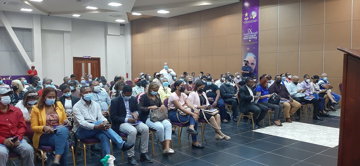 deyvy_santana's tweet photo. AHORA/ 
Secretaria de asuntos Comunitarios. Asamblea de coordinación Nacional encabezada por su titular #CleoSanchez juntos a los Sub-Secretarios , desde la Casa Nacional.  #PLDcreceYSeFortalece #SoyPLD https://t.co/GHKhthIYy5