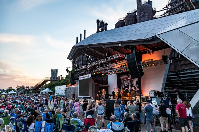 Musikfest is back for their 39th year!  They are looking for 75 Sonicbids bands to help turn downtown Bethlehem into the largest music festival in America.  Lace up those shoes and apply at bit.ly/3H5KcFT