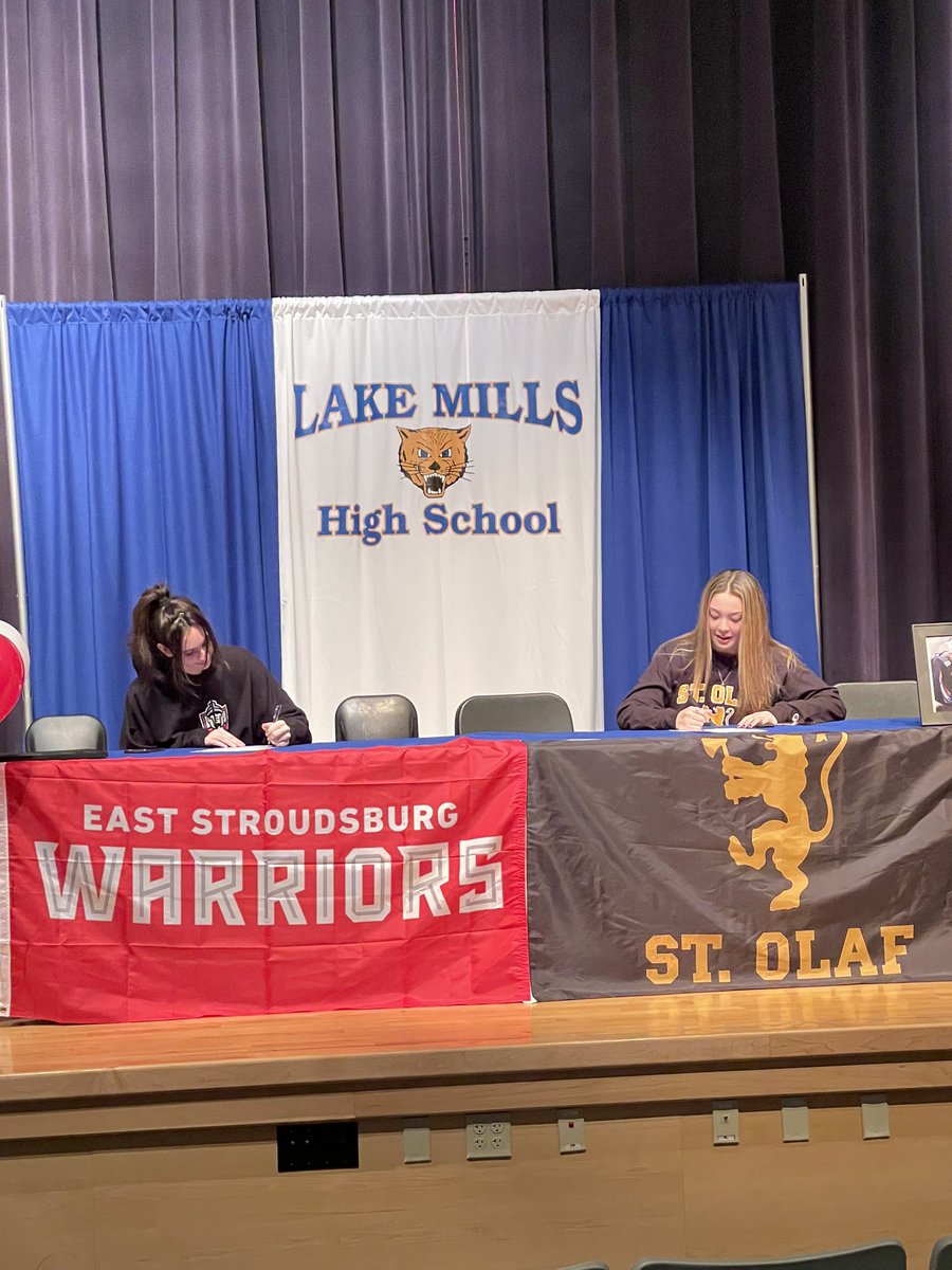 LcatsAthletics's tweet photo. Congratulations to Sydney Lewellin and Olivia Karlen on their commitment to play volleyball in college! #LCatPride https://t.co/bsQMwmhhtG