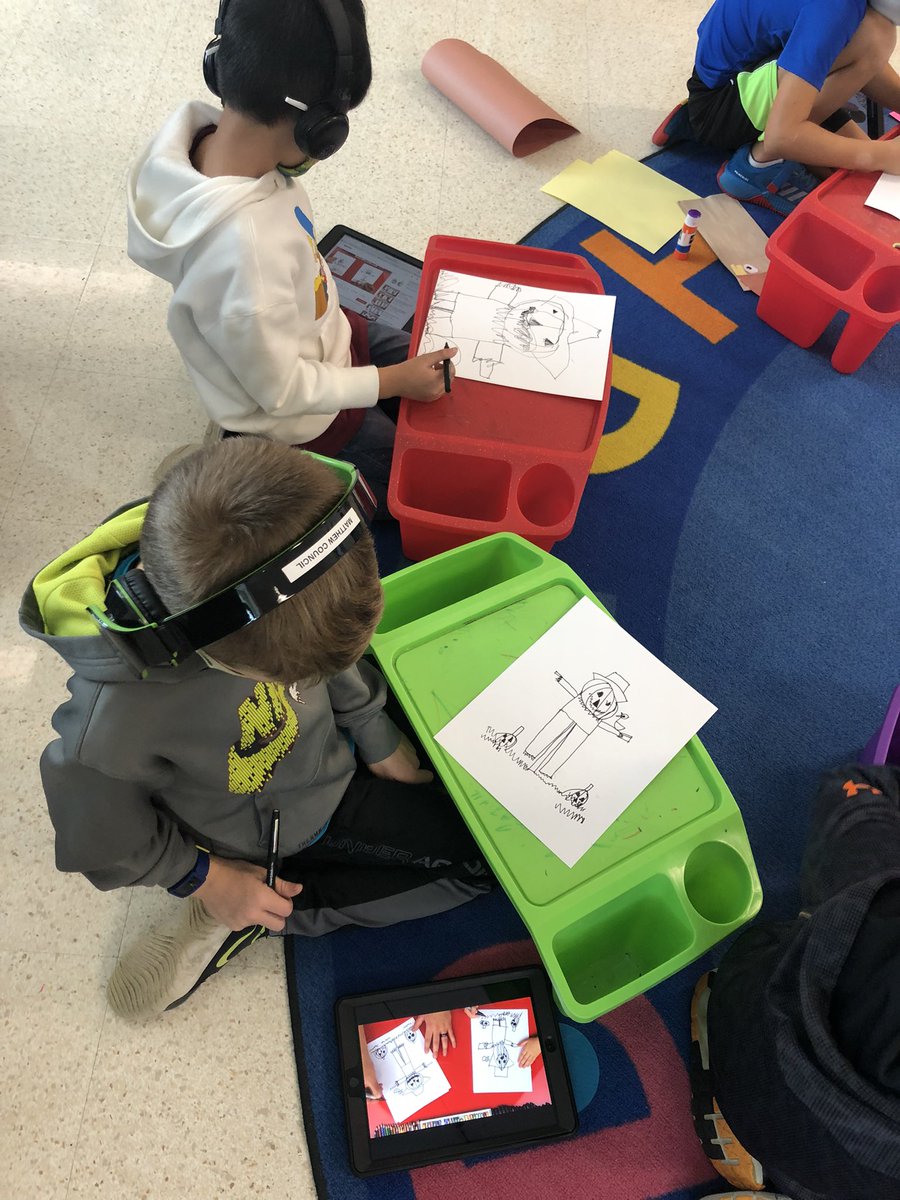 HTyrrellMECC's tweet photo. Another fun choice board Friday! We love getting to pick our own activities and share them with others! 🍂🍁#MasonMoment #Giraffeclass #welovefall https://t.co/24ABMWDwg1