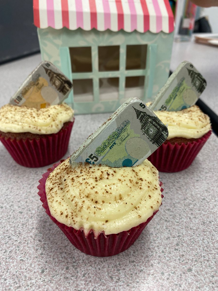 WKGS_BusEc's tweet photo. Year 13 Economics have been studying the Balance of Payments and the supply and demand of currency. Factors of production were involved in the making of these cakes! @WestKirbyGS  #WKGSY13 https://t.co/RfGzwqyRSE