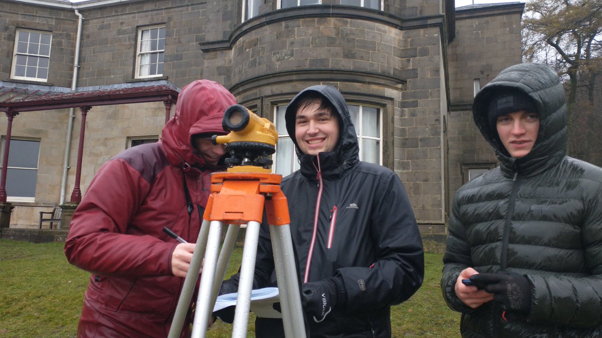 Geertje_vanderH's tweet image. Despite the VERY wet weather, we managed to keep @UoNGeography  staff and students smiling during Lake and Topographical surveys @FSCMalhamTarn. Bring on the 🌞 tomorrow! #malham21 #fieldworkISfun