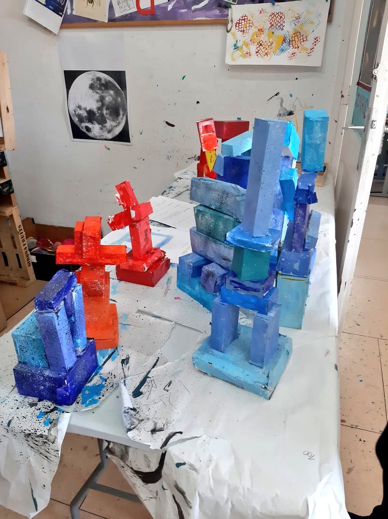 IE Daniel Mangrané tweet media