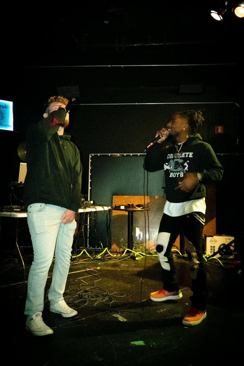 kickzmusic_'s tweet photo. Rockstar shit. 📸-@ulisses5555 @KBLondonn https://t.co/qNSnUHyTak