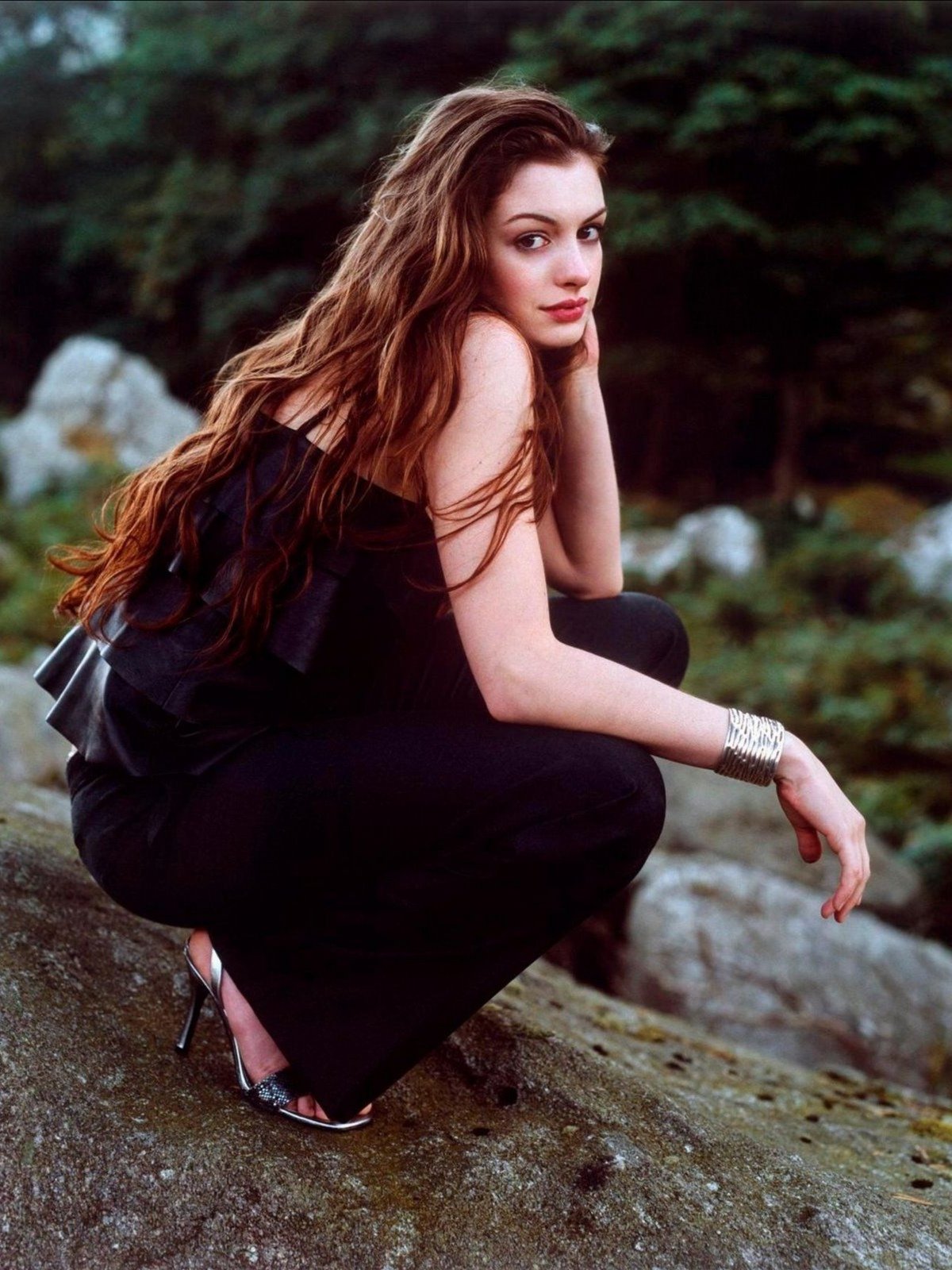 Happy 39th Birthday,
dear Anne Hathaway.  
