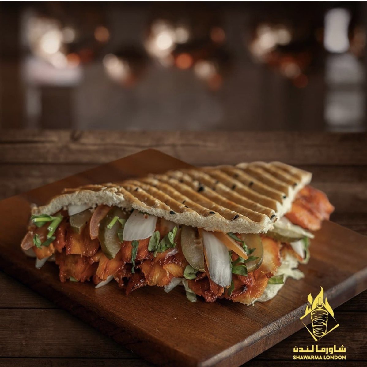 جربت تعيش اجواء لندن 🤔؟

جربها الآن مع #شاورما_لندن 🤩❤️ 

تصدق طلع التوصيل بـ ٩ ريال بس وزيد فرصتك مع #جاهز_تكسب 🤩
اطلبها من تطبيق <a href="/JahezApp/">جاهز</a> 

#شاورما_لندن 
#جاهز_تكسب