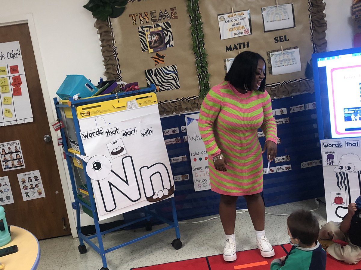 AMBERN_SHIELDS's tweet photo. @AimeeCamille214 I want to toot my horn about our amazing @HARLLEEDISD Pre-K 3 teachers Ms. Ford, Ms. Contreras and Ms. Herrera. They do an amazing job providing a strong foundation to our youngest learners! @_courtneyford @GladysH20202199 @OurDayinPreK https://t.co/docJGaOsto