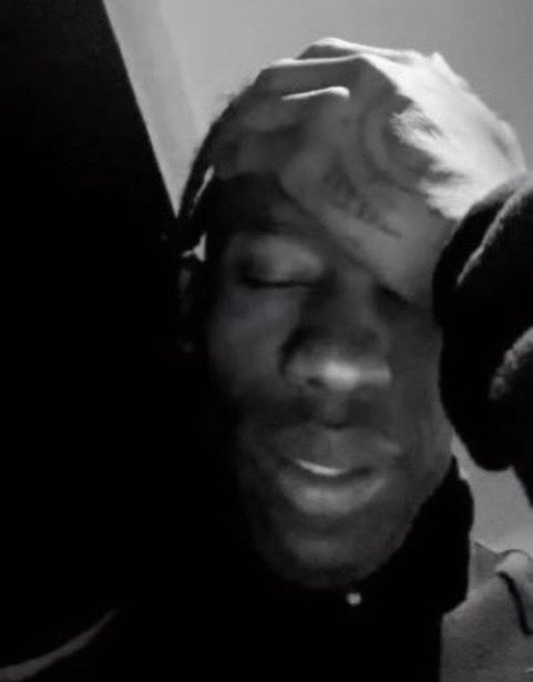 alienshiitt's tweet photo. me explaining to Allah that i didn’t know subway tuna had pork innit https://t.co/jlkWR3IXUm
