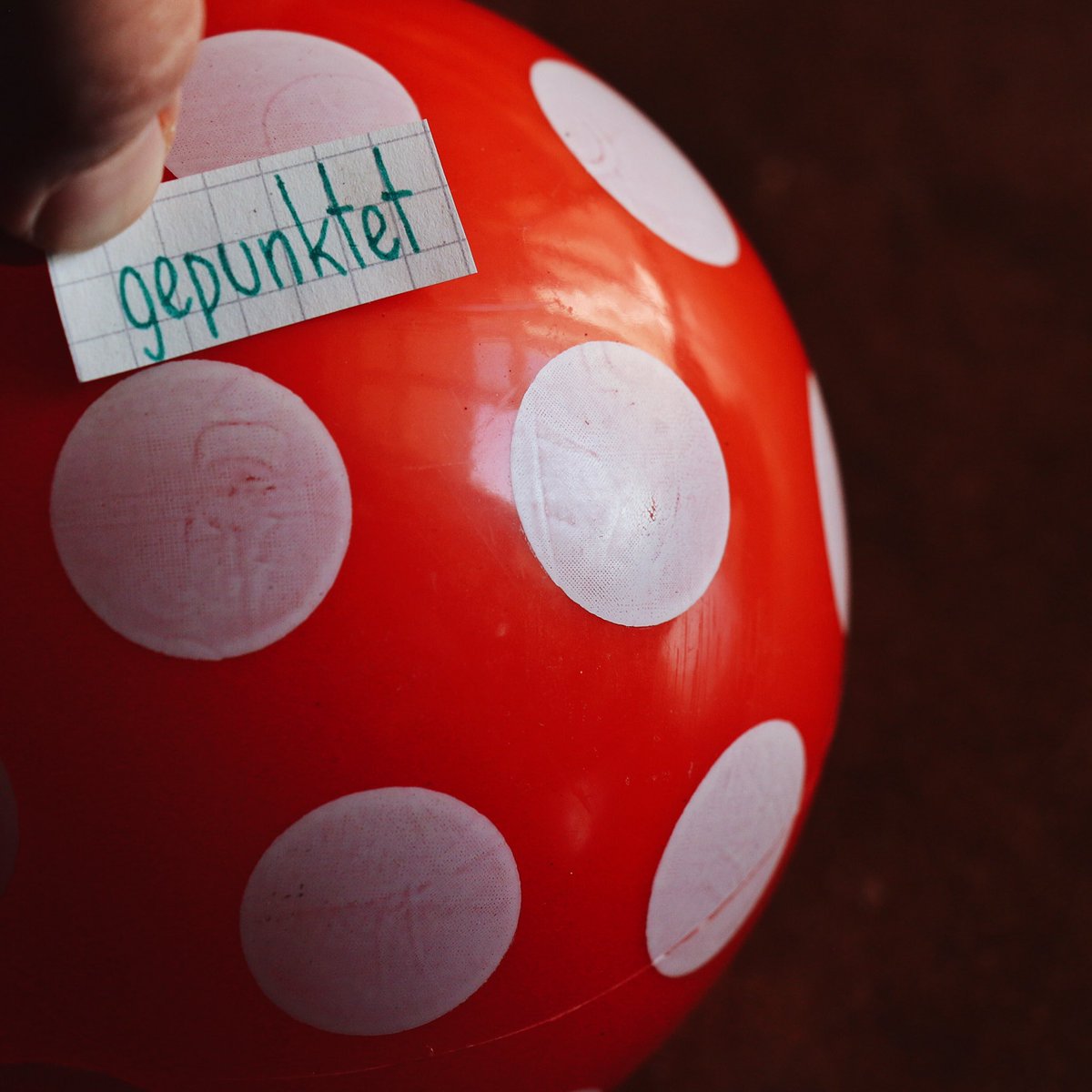 🍄
gepunktet - polka-dotted/spotted