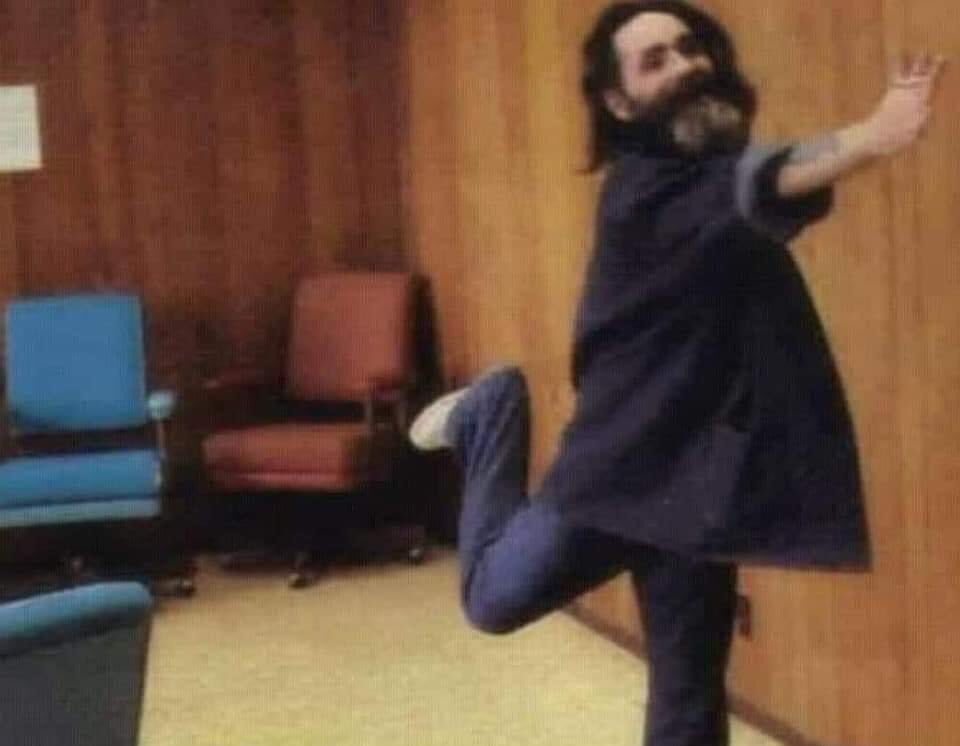 amberthroesch's tweet image. Nobody talk to me today is national #TaylorSwiftRed day!