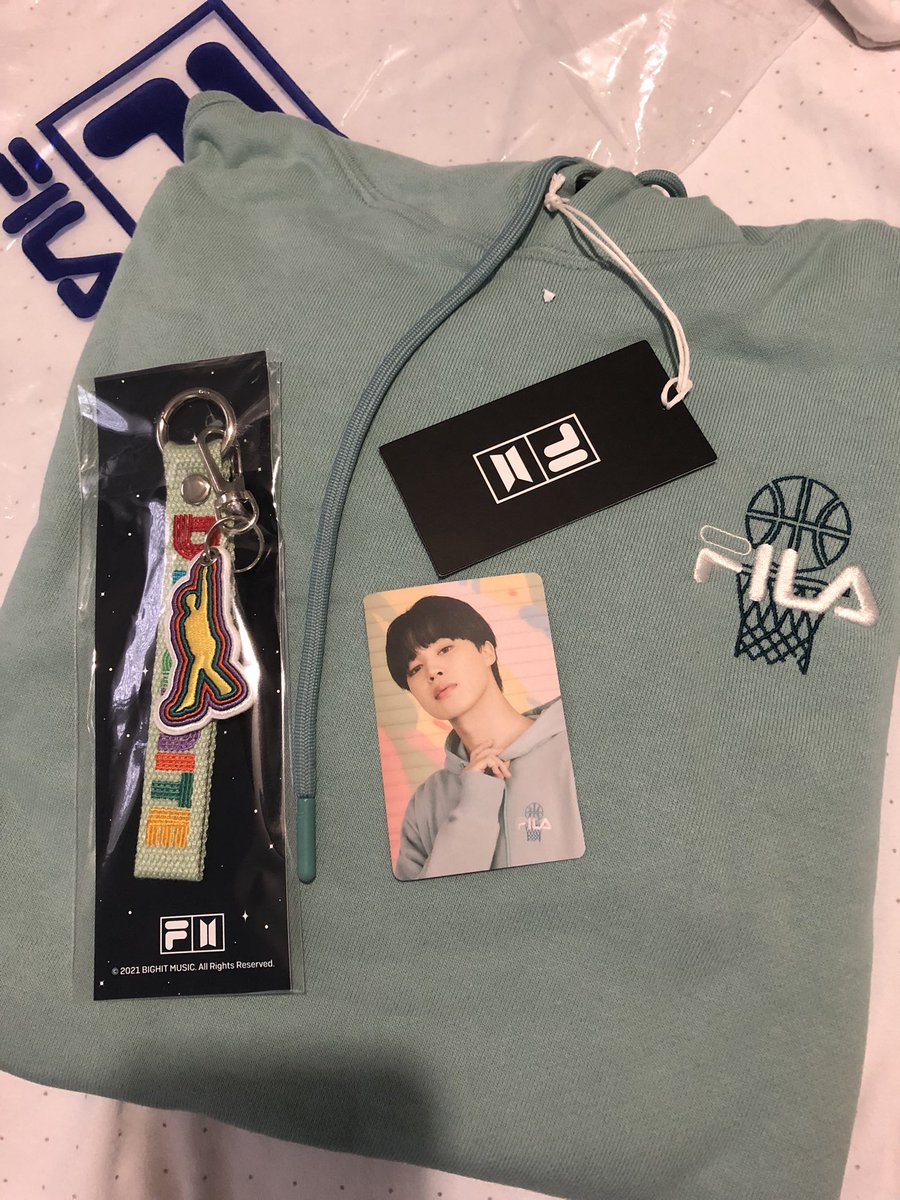 PinkyPromiseVII's tweet photo. Winning!! Will be wearing this all weekend. 

 #BTSxFila #Dynamite_Collection @BTS_twt @fila_korea @cokodive https://t.co/LzJua08070