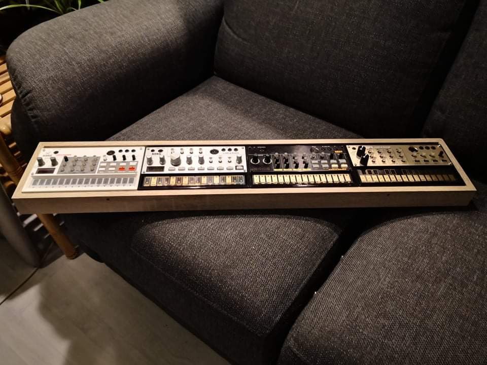 Cooma1975's tweet photo. Bought a window sill from Bauhaus for my Volcas… 
Loggia Dolle 800x150x40cm #korg #Volca https://t.co/LwqB3tQQRd