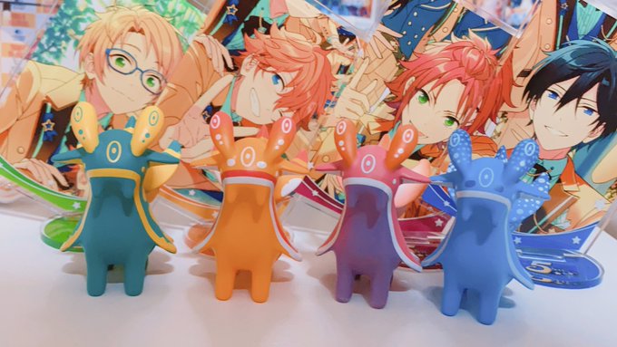 トリスタカラーのウミウシドラゴンちゃん……(すぐトリスタカラー集める) 