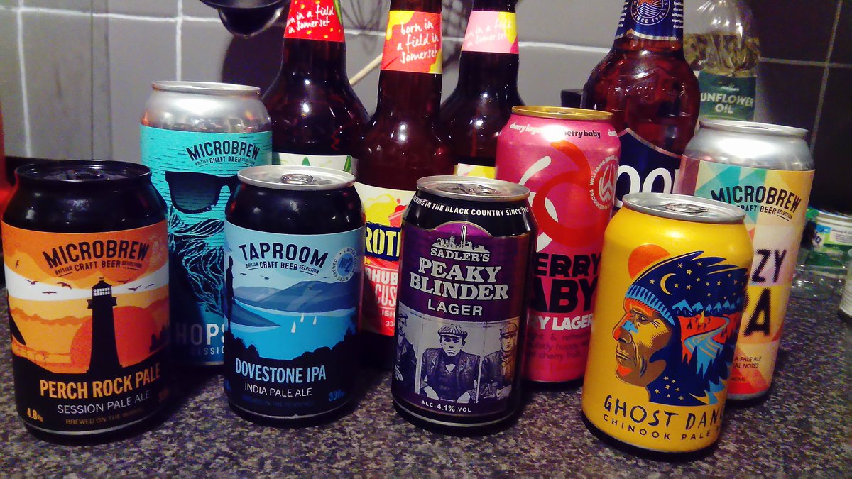 What's up, Hopheadz? Check out my arseanal for tonight, courtesy of <a href="/homebargains/">Home Bargains</a> and <a href="/AldiUK/">Aldi Stores UK</a>, peddlers of premium grade and affordable piss #hopheadz #tastypiss #aldi #homebargains