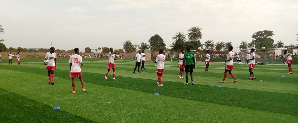 RealDeBanjulFC's tweet image. TEAM NEWS.

Bye Malleh made two changes to the team that started in Ziguinchor, last week. Kutubo Sanyang and Adama Saidy replacing Modoulamin Demba and Mustapha Jallow.

Kick-off: 16:30.

#CasaRDB #InternationalClubFriendly #CityBoys #RealDeBanjul #NetPageFIBER
